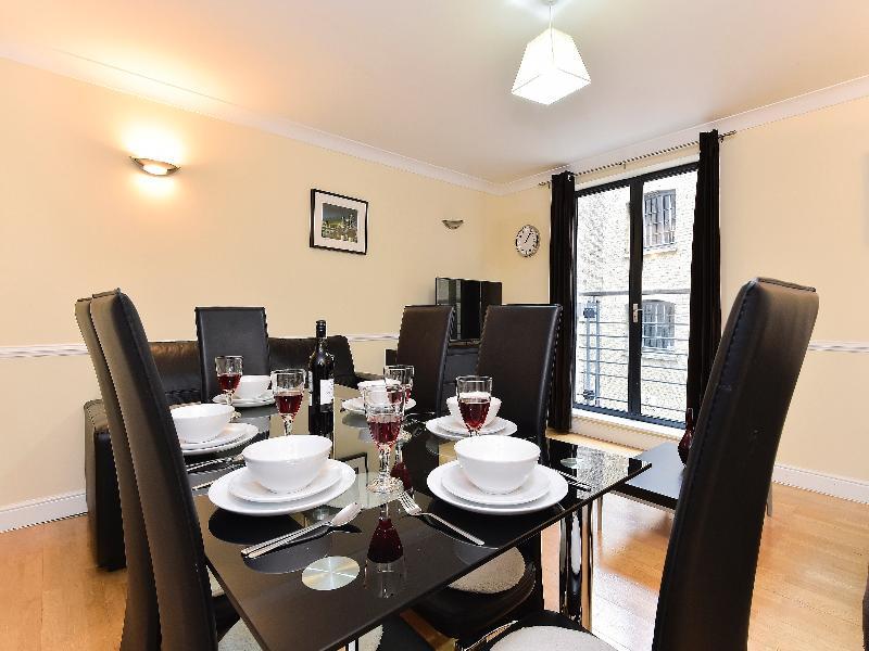 Storm Apartments Londyn Zewnętrze zdjęcie